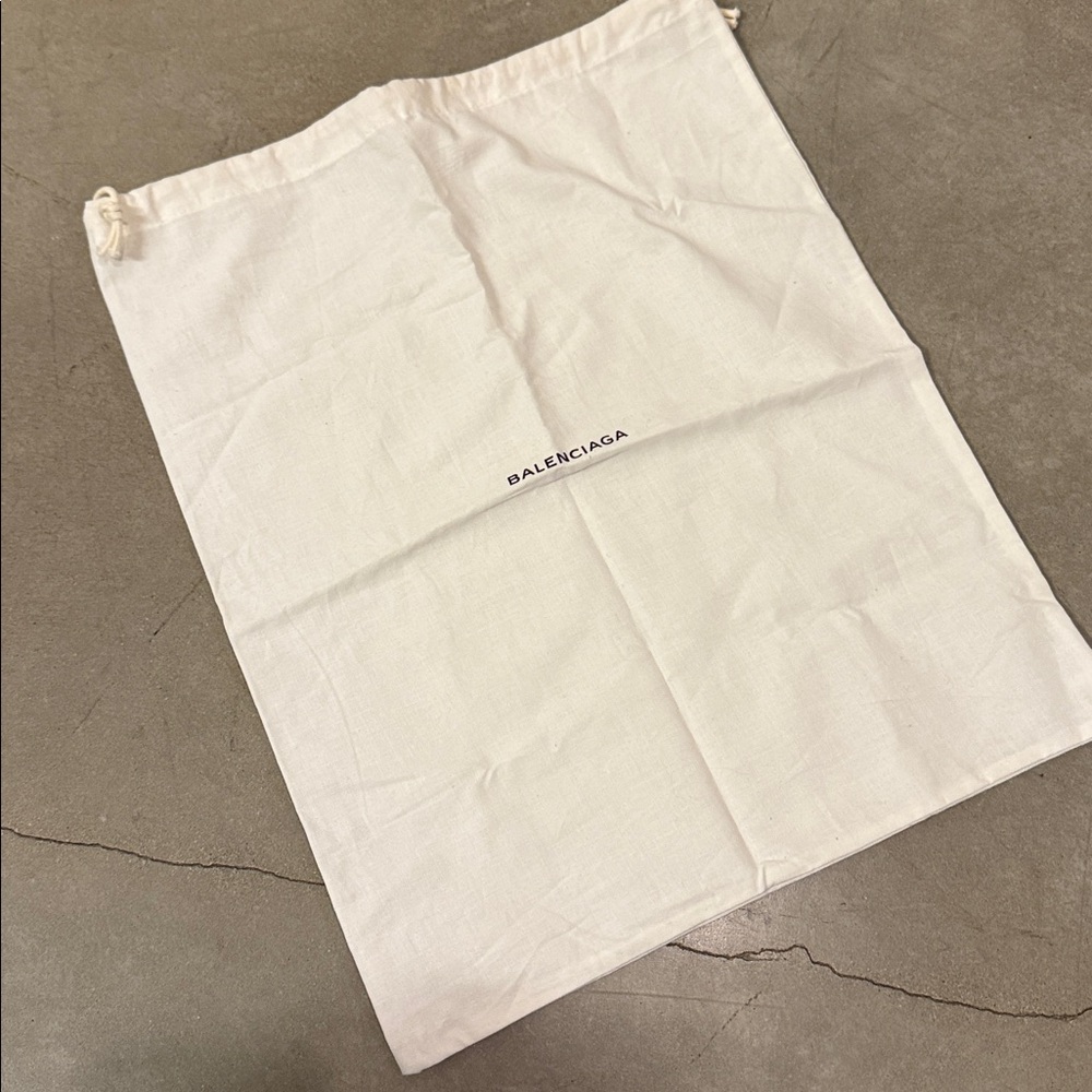 Balenciaga White Sock Sneakers - Picture 8 of 8